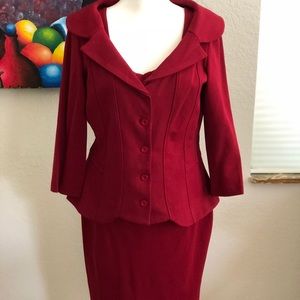 Scalloped 3/4 sleeve jacket Cami pencil skirt